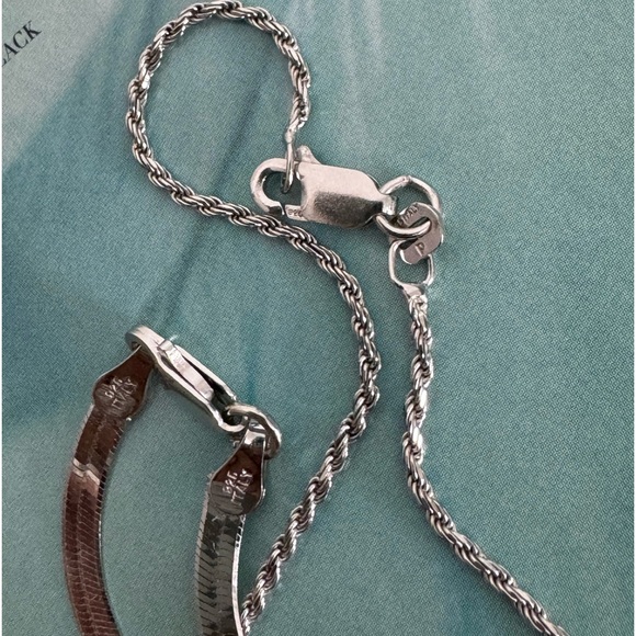 22K Yellow Italian Gold Plated Yellow Gold over 925 Sterling Silver Necklaces - Picture 9 of 9